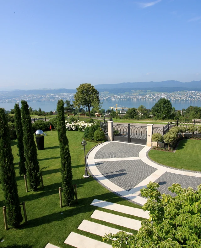 Gartenbau_Gartenunterhalt_Landschaftsbau__Hauser_Gaerten_Parks und Anlagen (6) Gartenbau_Gartenunterhalt_Landschaftsbau__Hauser_Gaerten_Parks und Anlagen (6)